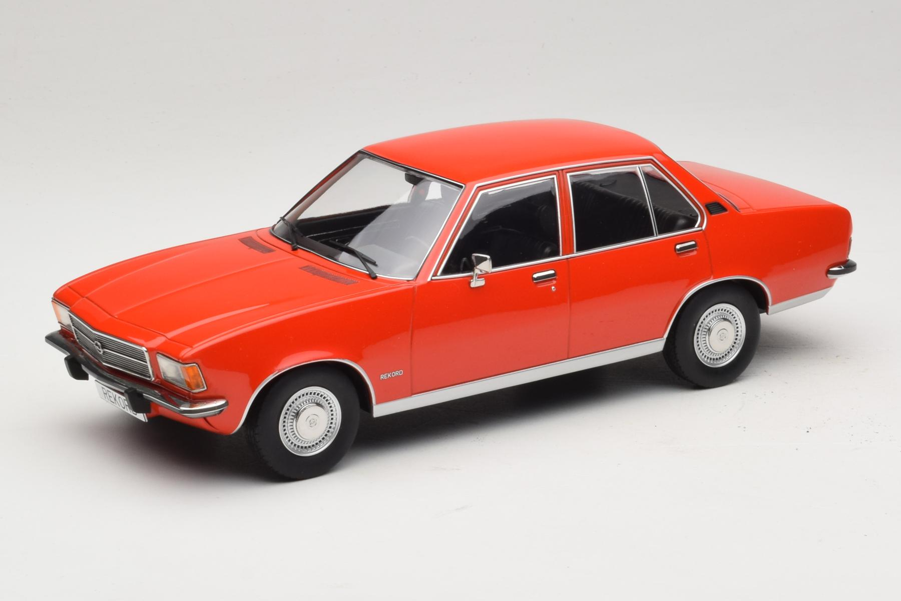ブリキ玩具 旧バンダイ オペル OPEL REKORD SEDAN opel-rekord-d-red-mcg-1-18.png