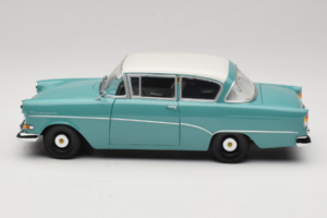 Opel Rekord P1 Turquoise Blue Minichamps 1:18 180043200 Diecast - image 4 of 8