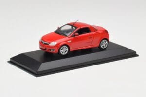 Opel Tigra TwinTop Magma Red Minichamps 1:43 B24910027T Diecast - image 2 of 4