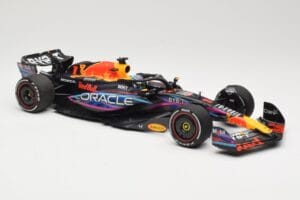 Oracle Red Bull Racing RB19 #1 M. Verstappen Winner Miami GP 2023 Minichamps 1:18 110230501 Diecast - image 4 of 6