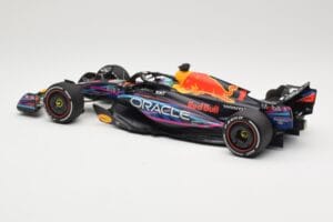 Oracle Red Bull Racing RB19 #1 M. Verstappen Winner Miami GP 2023 Minichamps 1:18 110230501 Diecast - image 5 of 6