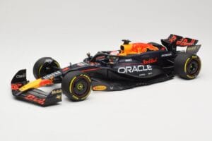 Red Bull Racing RB20 #1 M. Verstappen Winner China GP 2024 Minichamps 1:18 110240501 Diecast