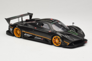 Pagani Zonda R Revolucion Carbon Fiber AUTOart 1:18 78261 Diecast - image 6 of 8