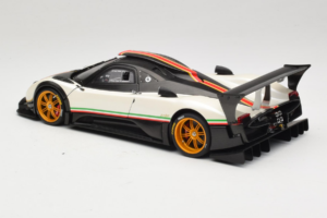 Pagani Zonda R Revolucion White AUTOart 1:18 78262 Diecast - image 7 of 8