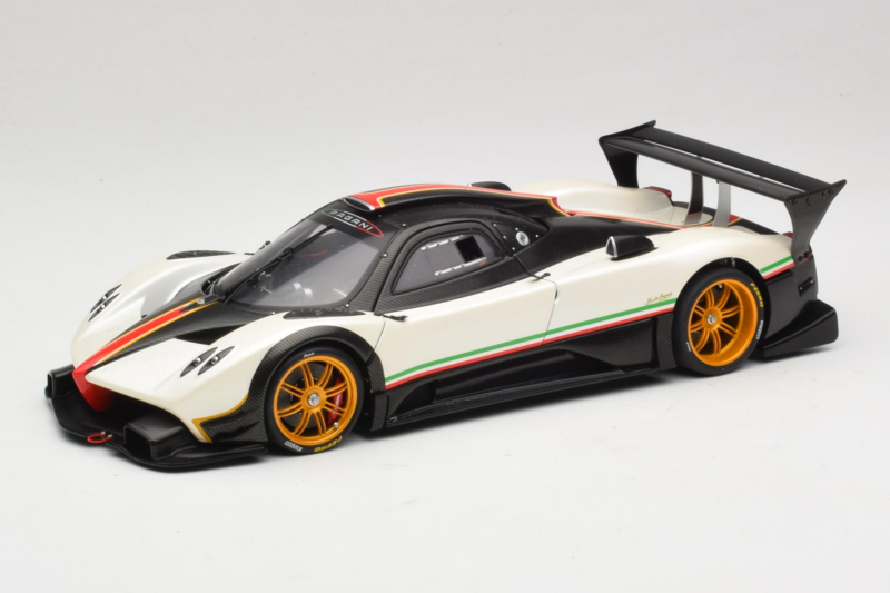 Pagani Zonda R Revolucion White AUTOart 1:18 Pagani Zonda R Revolucion White AUTOart 1:18 78262 Diecast