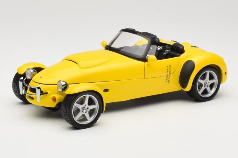 Panoz AIV Roadster Yellow AUTOart 1:18 Panoz AIV Roadster Yellow AUTOart 1:18 78213 Diecast