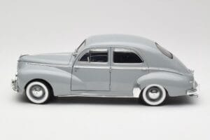Peugeot 203 Gris Clair Solido 1:18 8145 Diecast - image 4 of 8