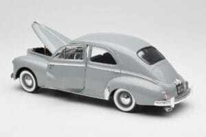 Peugeot 203 Gris Clair Solido 1:18 8145 Diecast - image 5 of 8