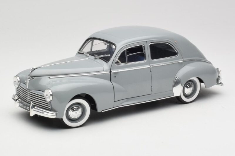 Peugeot 203 Gris Clair Solido 1:18 Peugeot 203 Gris Clair Solido 1:18 8145 Diecast
