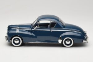 Peugeot 302 Coupe Blue Solido 1:18 8168 Diecast - image 4 of 8
