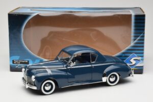 Peugeot 302 Coupe Blue Solido 1:18 8168 Diecast - image 8 of 8