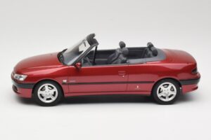 Peugeot 306 Cabriolet Red Otto 1:18 OT042 Resin - image 3 of 6