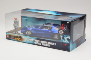 Pontiac Firebird Pennywise With Figure Jada 1:24 31118 Diecast - image 3 of 3
