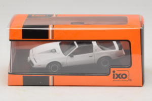 Pontiac Firebird White IXO 1:43 CLC582N Diecast - image 4 of 4