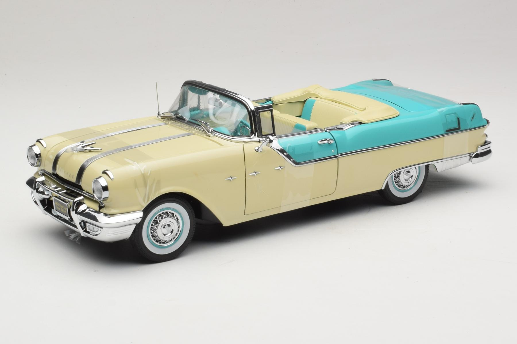 Sun Star Pontiac Star Chief 1:18 I Love Lucy