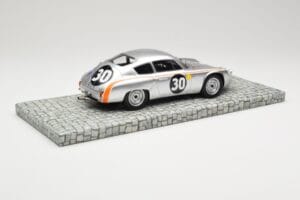 Porsche 356B 1600 GS Carrera GTL #30 B. Pon / C. Godin de Beaufort 24 Hours of Le Mans 1962 Minichamps 1:18 107626830 Diecast - image 2 of 6