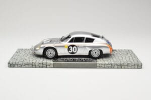 Porsche 356B 1600 GS Carrera GTL #30 B. Pon / C. Godin de Beaufort 24 Hours of Le Mans 1962 Minichamps 1:18 107626830 Diecast - image 3 of 6