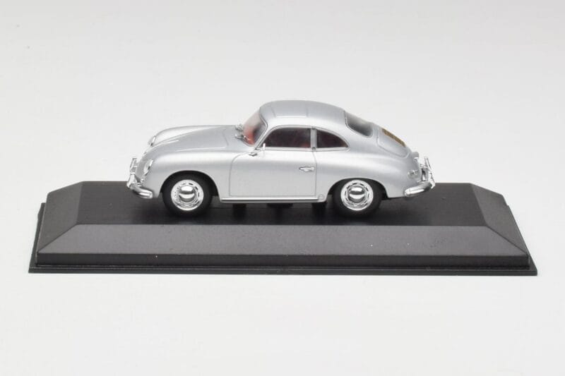 Porsche 356B Coupe Silver Minichamps 1:43 400064321 Diecast