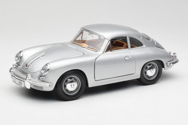 Porsche 356B Silver & Brown Interior Bburago 1:18 3021-M2 Diecast
