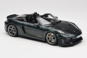 Porsche 718 Spyder RS Weissach Pack Forest Green Norev 1:18 187272 Diecast - image 6 of 8