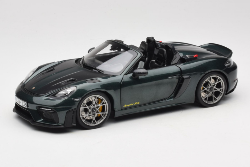 Porsche 718 Spyder RS Weissach Pack Forest Green Norev 1:18 Porsche 718 Spyder RS Weissach Pack Forest Green Norev 1:18 187272 Diecast