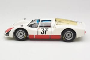 Porsche 906 K #37 V. Elford / B. Pon Porsche System 24 Hours of Le Mans 1967 Minichamps 1:18 100676137 Diecast - image 4 of 8