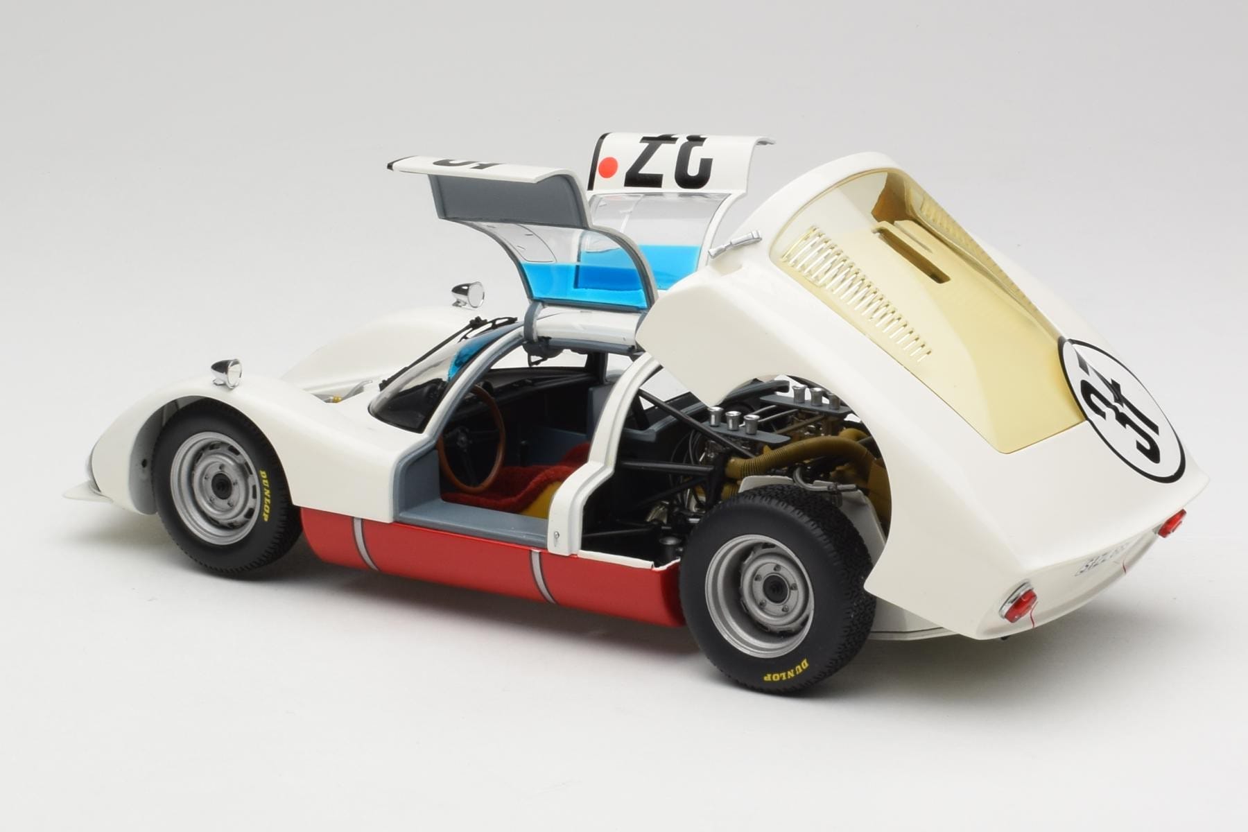 Porsche 906 K #37 V. Elford / B. Pon Porsche System 24 Hours of Le