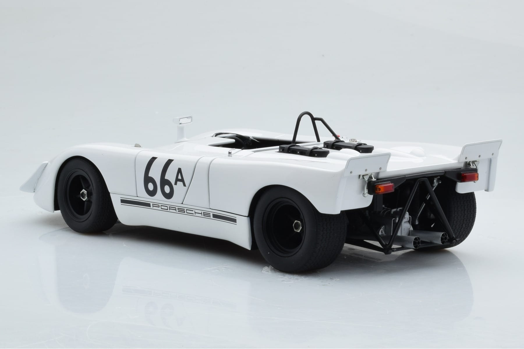 Porsche 908/02 #66A S. McQueen Holtville 1970 AUTOart 1:18