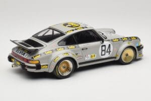 Porsche 934 Anny-Charlotte Verney #84 A-C. Verney / R. Metge / P. Bardinon 24 Hours of Le Mans 1979 Minichamps 1:18 155796484 - image 2 of 6
