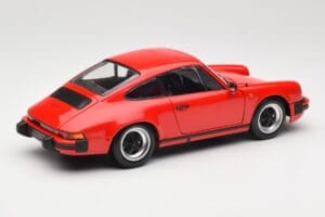 Porsche 911 930 Carrera 3.2 Guards Red Minichamps 1:18 100063021 Diecast - image 3 of 8