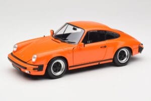 Porsche 911 930 Carrera 3.2 Signal Orange Minichamps 1:18 100063025 Diecast