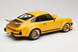Porsche 911 934 RSR Yellow 1976 Minichamps 1:12 125766401 Diecast - image 2 of 6