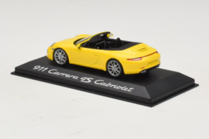 Porsche 911 991 Carrera 4S Cabriolet Yellow Minichamps 1:43 WAP0201120C Diecast - image 3 of 5