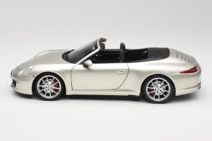 Porsche 911 991 Carrera S Cabriolet GT Silver Metallic Minichamps 1:18 100061030 Diecast - image 4 of 8