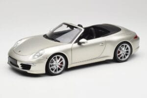 Porsche 911 991 Carrera S Cabriolet GT Silver Metallic Minichamps 1:18 100061030 Diecast