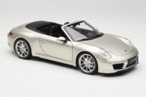 Porsche 911 991 Carrera S Cabriolet GT Silver Metallic Minichamps 1:18 100061030 Diecast - image 6 of 8