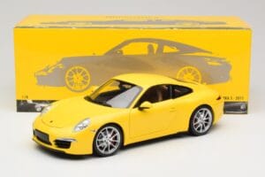 Porsche 911 991 Carrera S Racing Yellow Minichamps 1:18 100061021 Diecast - image 8 of 8