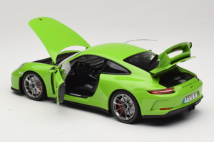 Porsche 911 991 GT3 Green Shmee150 Minichamps 1:18 110067025 Diecast - image 5 of 8