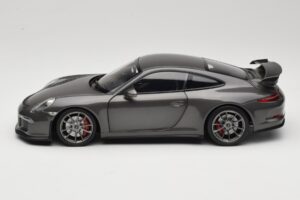 Porsche 911 991 GT3 Grey Metallic Minichamps 1:18 110062720 Diecast - image 4 of 8