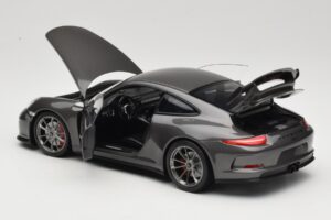 Porsche 911 991 GT3 Grey Metallic Minichamps 1:18 110062720 Diecast - image 5 of 8