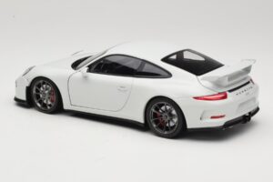 Porsche 911 991 GT3 White With Silver Wheels Minichamps 1:18 113062721 Diecast - image 7 of 8