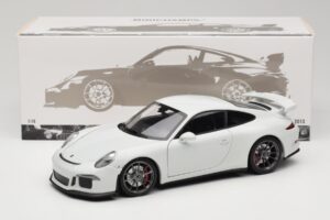 Porsche 911 991 GT3 White With Silver Wheels Minichamps 1:18 113062721 Diecast - image 8 of 8