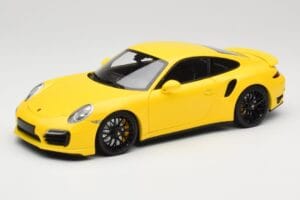 Porsche 911 991 Turbo S Yellow With Black Wheels Minichamps 1:18 110062321 Diecast