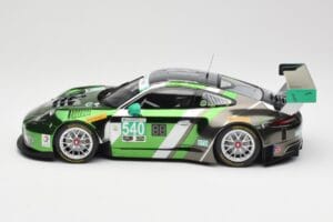 Porsche 911 991.1 GT3 R #540 Black Swan Racing P. Long / T. Pilgrim 24h Daytona 2016 Minichamps 1:18 155166540 Diecast - image 3 of 6