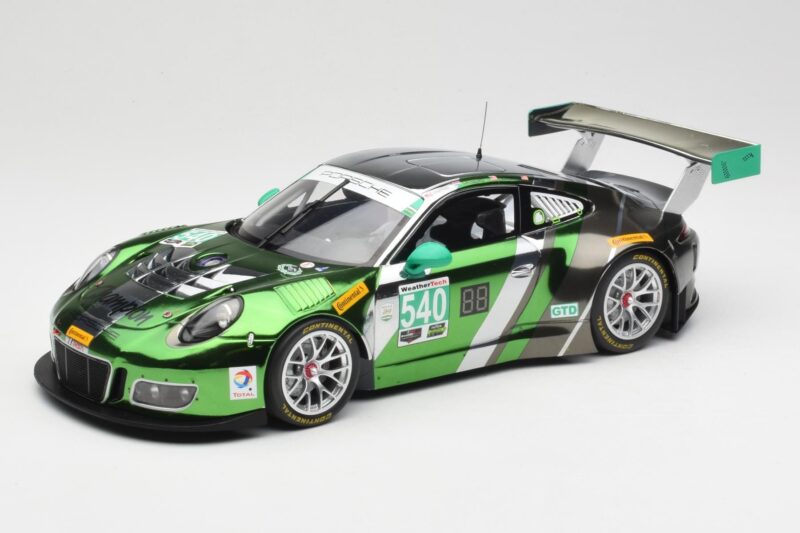 Porsche 911 991.1 GT3 R #540 Black Swan Racing P. Long / T. Pilgrim 24h Daytona 2016 Minichamps 1:18 Porsche 911 991.1 GT3 R #540 Black Swan Racing P. Long / T. Pilgrim 24h Daytona 2016 Minichamps 1:18 155166540 Diecast
