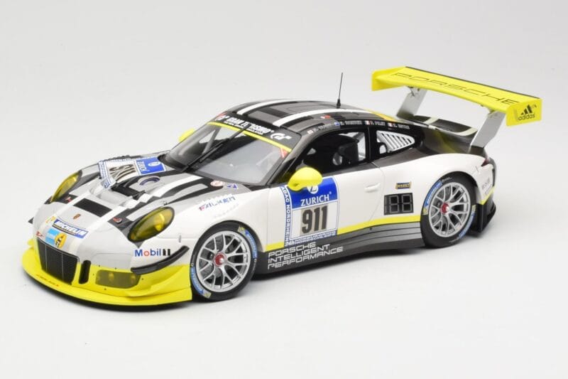 Porsche 911 991.1 GT3 R #911 Manthey Racing N. Tandy / E. Bamber 24h Nurburgring 2016 Minichamps 1:18 155166911 Diecast