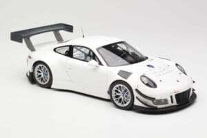 Porsche 911 991.1 GT3 R White With Silver Wheels Minichamps 1:18 153166000 Diecast - image 4 of 6