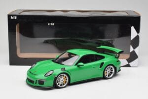 Porsche 911 991.1 GT3 RS Lizard Green & Silver Wheels Minichamps 1:18 153066229 Diecast - image 6 of 6