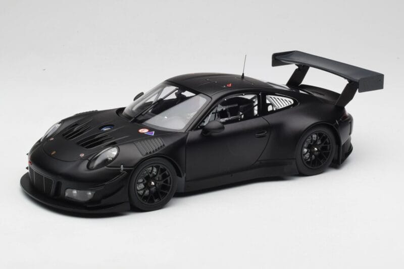 Porsche 911 991.2 GT3 R Matte Black Minichamps 1:18 155186901 Diecast