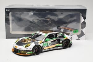 Porsche 911 991.2 GT3 R #28 Alegra Motorsports D. de Quesada / M. Morad Class Winners 24 Hours of Daytona 2017 Minichamps 1:1 - image 6 of 6